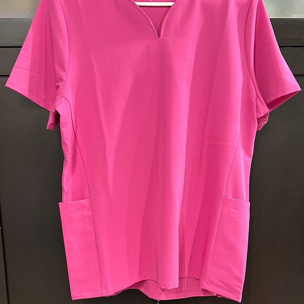 Chic Fuchsia Short Sleeve Women's Top